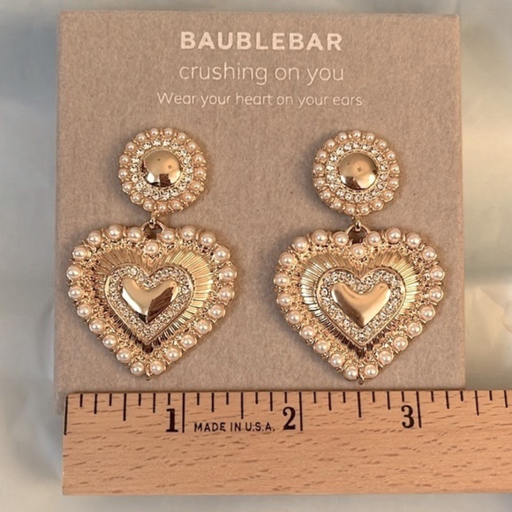 Brand New BaubleBar Gold Tone Heart Faux Pearl Beaded Drop Earrings Valentine’s - Picture 8 of 14